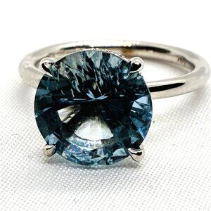 Mark Braumand 18K 750 Aquamarine and Diamond Ring
